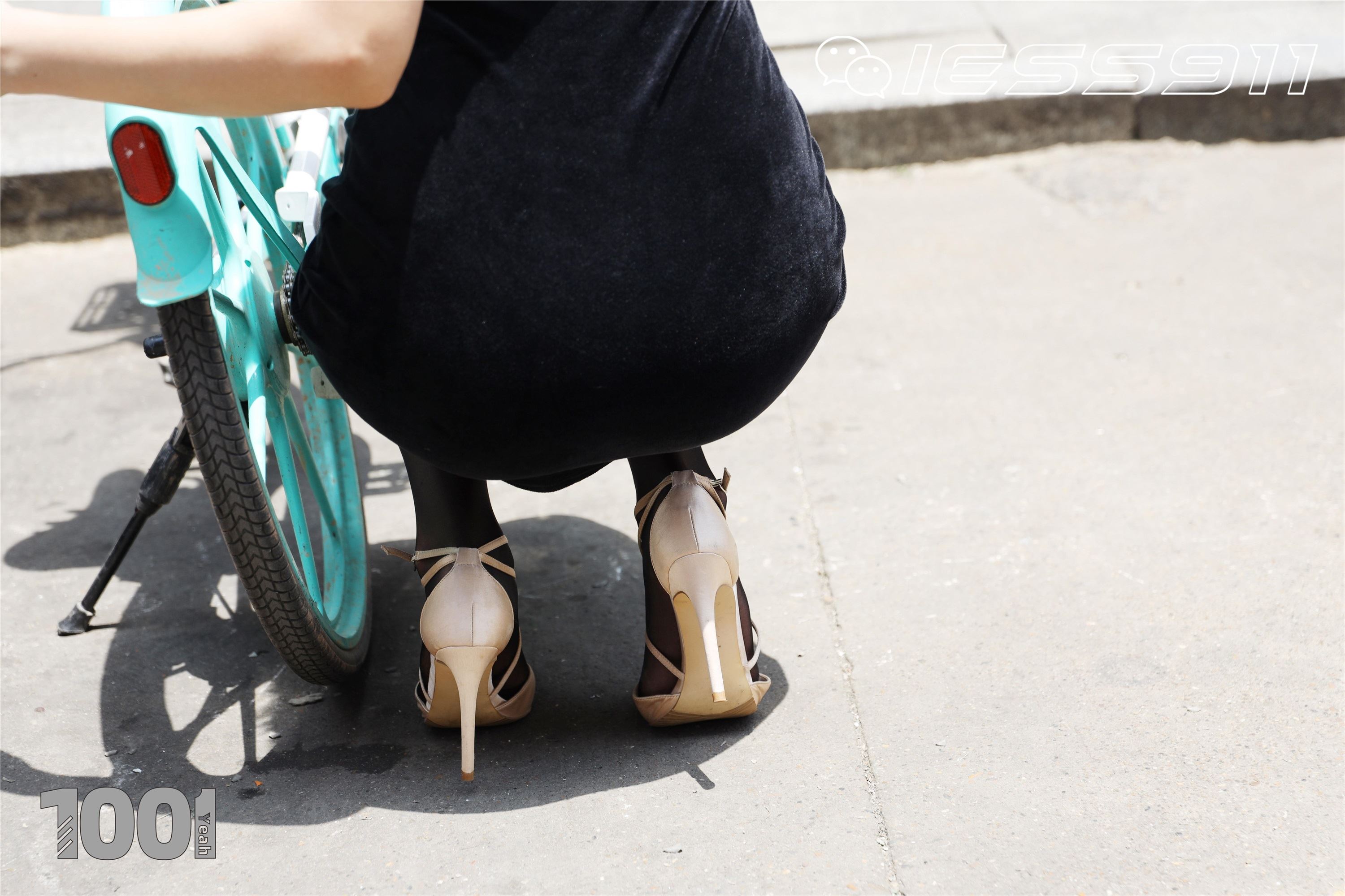 IESS异思趣向 一千零一夜 模特：Lucy《买菜1》